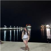 Estoy especializada en matemáticas, estoy cualificada para enseñar a niños de 6 a 12 años, también puedo ayudar con otras materias